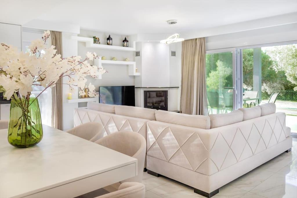 Garden House Apartment Pefkochori