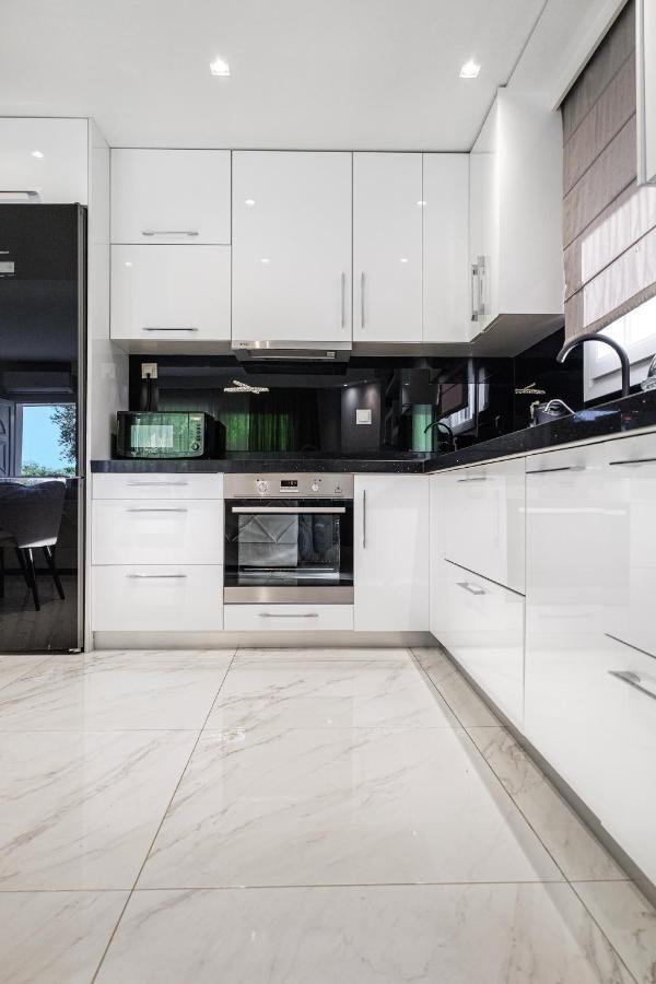 Garden House Apartment