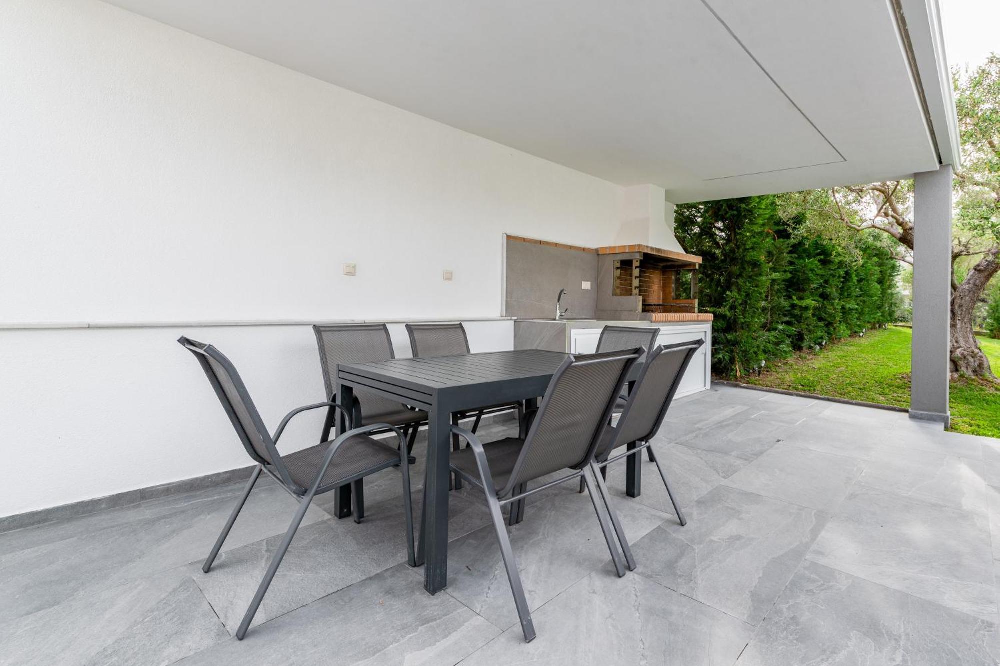 Apartment Garden House Pefkochori