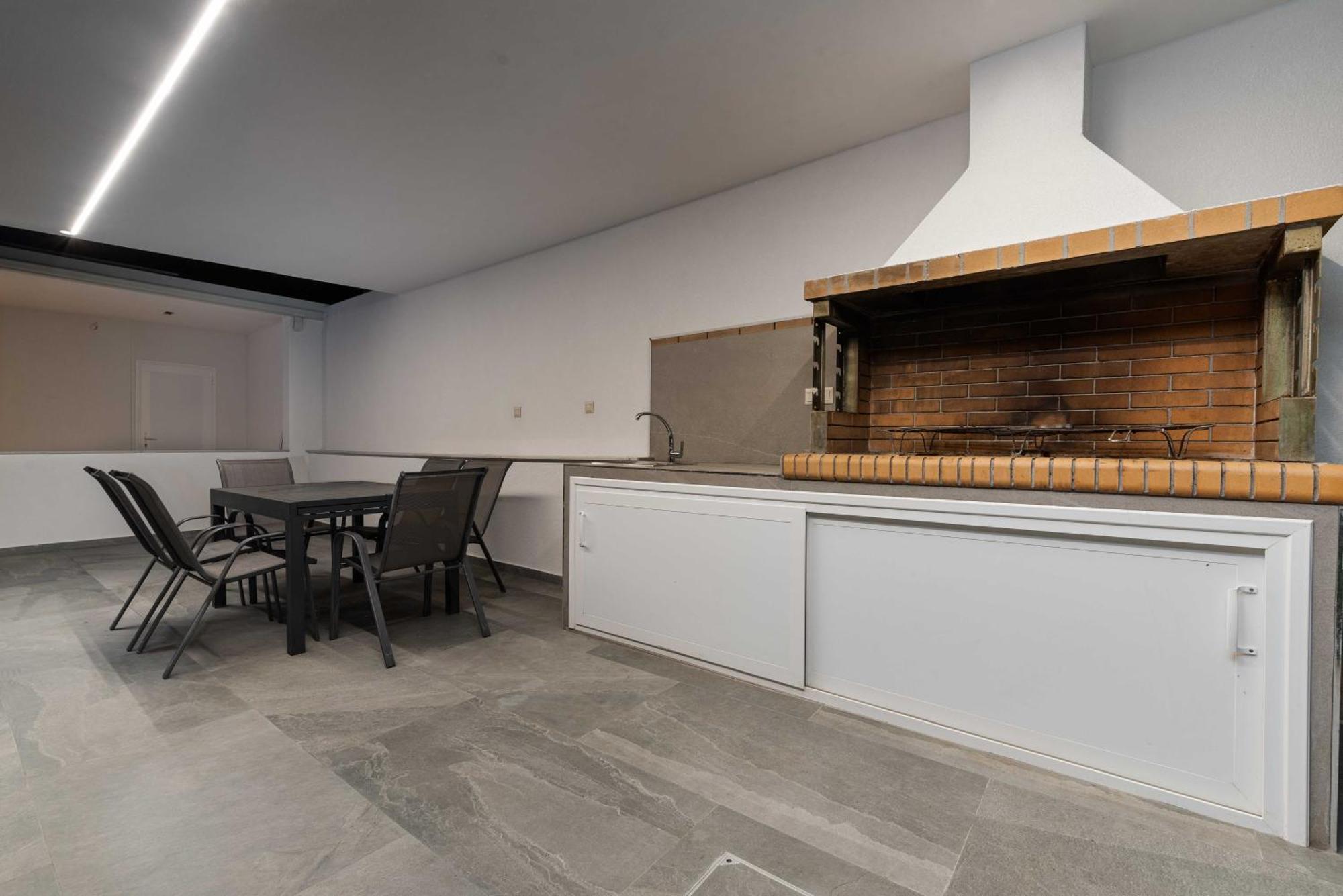 Garden House Apartment